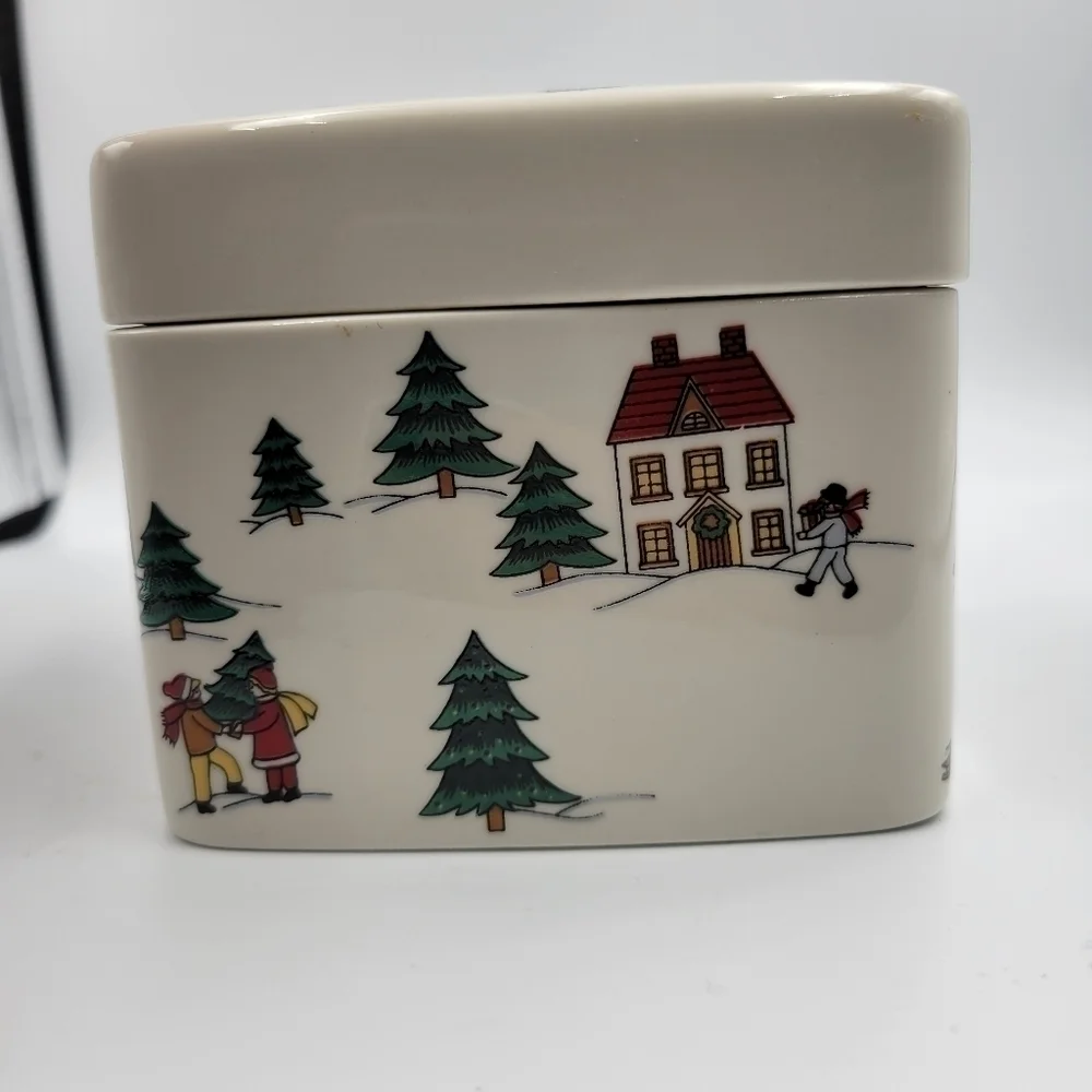 Vintage jamestown small
